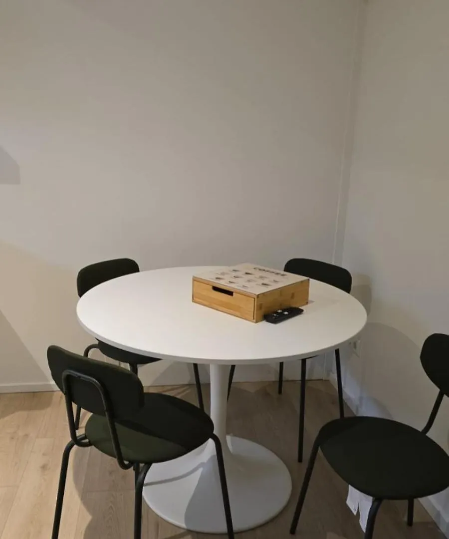Apartment In Aalsmeer 6P 20' Amsterdam 0*,  Nizozemsko